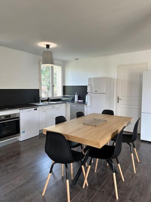 Villa Constance 3 Antibes - Spacieux Logement En Dernier Etage Eksteriør billede