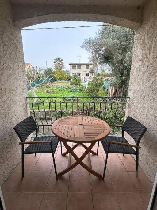 Villa Constance 3 Antibes - Spacieux Logement En Dernier Etage Eksteriør billede
