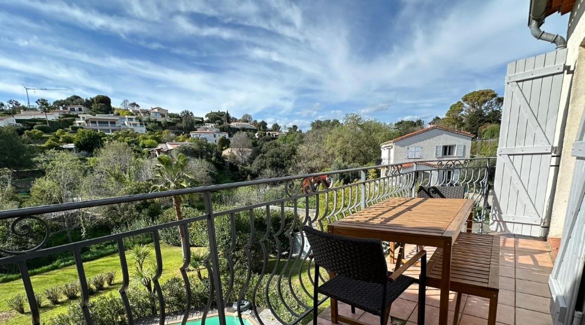 Villa Constance 3 Antibes - Spacieux Logement En Dernier Etage Eksteriør billede